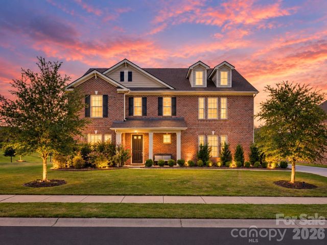8315 Breton Way, Harrisburg, NC 28075