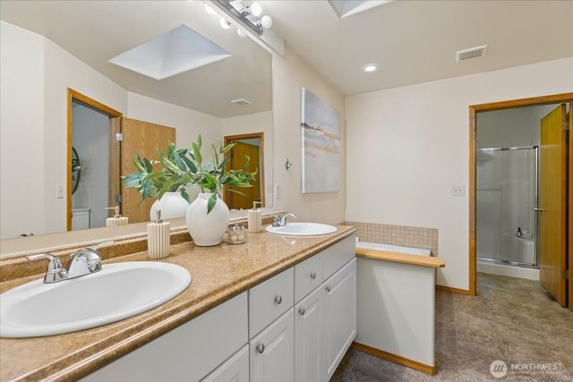 18112 Cedarbough Loop, Arlington, WA 98223