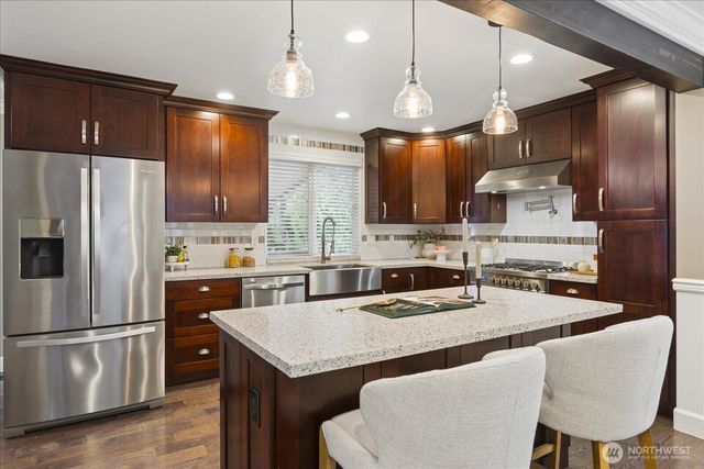 18112 Cedarbough Loop, Arlington, WA 98223