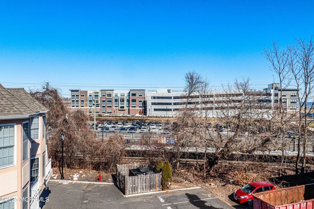 105 Adamecs Way 105, South Amboy, NJ 08879