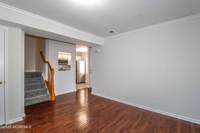 105 Adamecs Way 105, South Amboy, NJ 08879