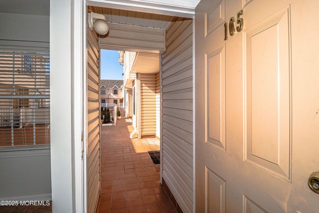 105 Adamecs Way 105, South Amboy, NJ 08879