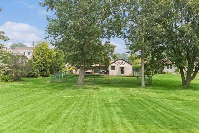 2123 Fairways Lane, Roseville, MN 55113