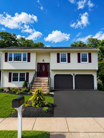 13 Traci Lane, Edison, NJ 08817