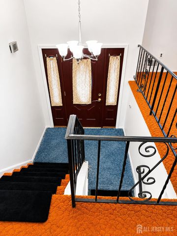 13 Traci Lane, Edison, NJ 08817