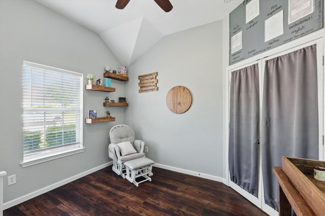 317 Susan Way, Red Oak, TX 75154