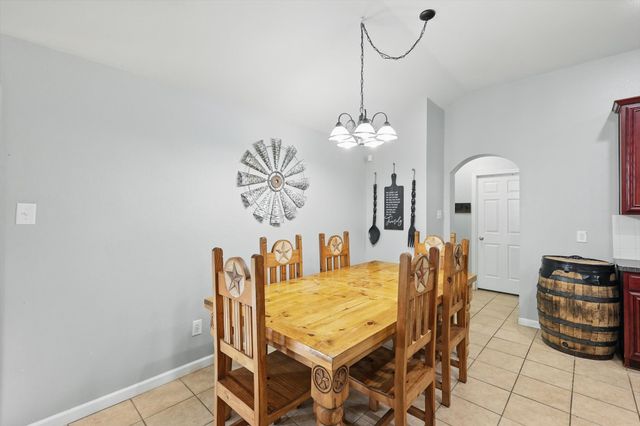 317 Susan Way, Red Oak, TX 75154