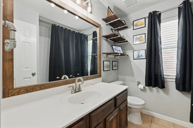 317 Susan Way, Red Oak, TX 75154