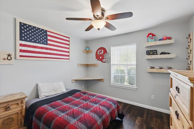 317 Susan Way, Red Oak, TX 75154