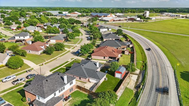 317 Susan Way, Red Oak, TX 75154