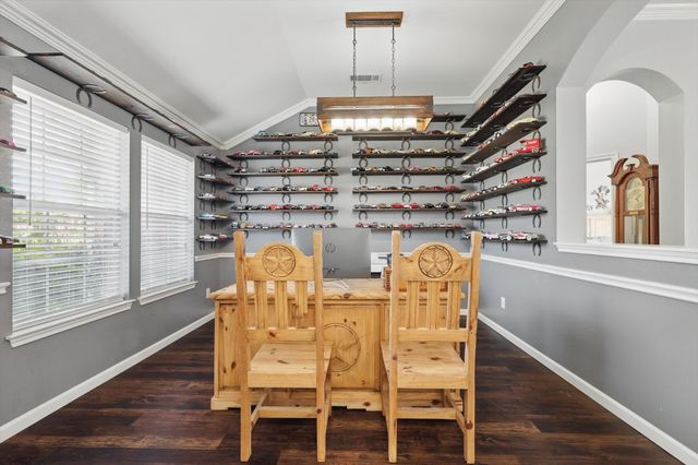 317 Susan Way, Red Oak, TX 75154