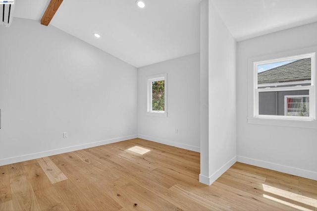914 61st Street, Oakland, CA 94608