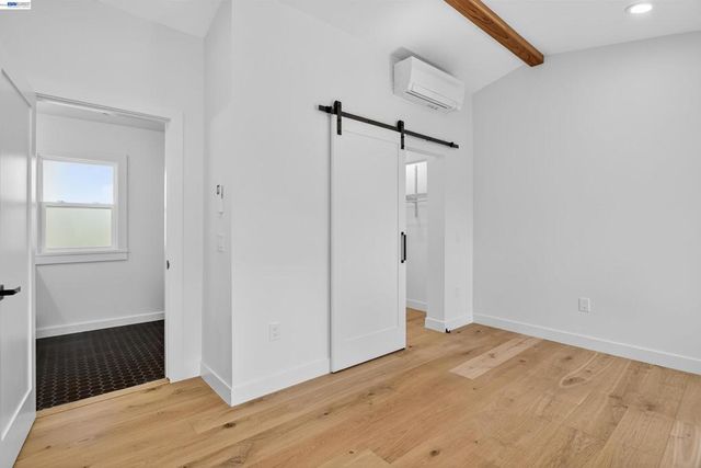 914 61st Street, Oakland, CA 94608