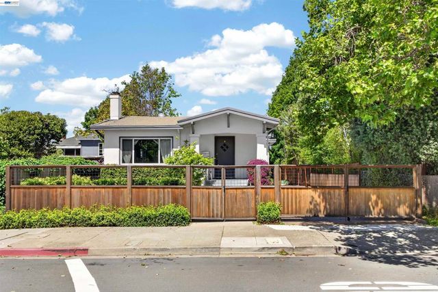 914 61st Street, Oakland, CA 94608