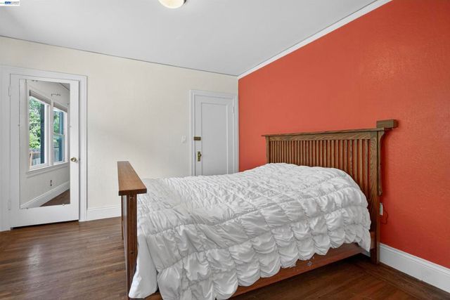 914 61st Street, Oakland, CA 94608