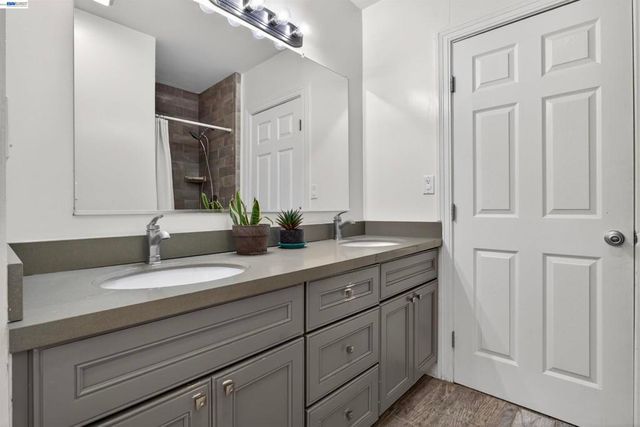 914 61st Street, Oakland, CA 94608