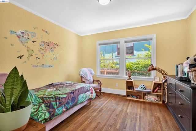 914 61st Street, Oakland, CA 94608