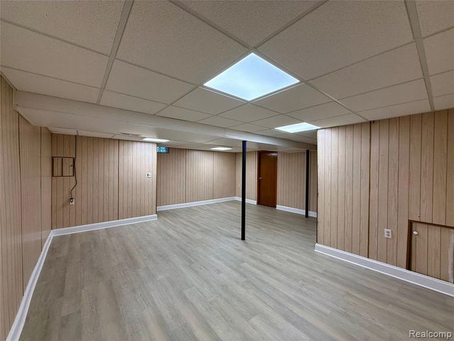 3793 Heritage Parkway, Dearborn, MI 48124