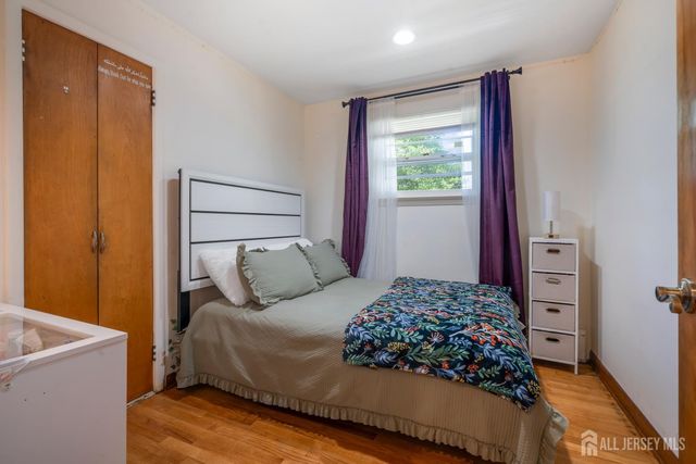 6 Russell Street, East Brunswick, NJ 08816