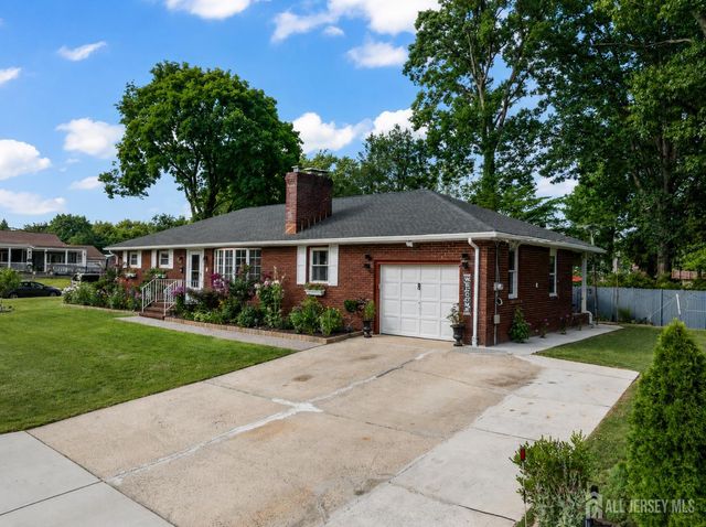 6 Russell Street, East Brunswick, NJ 08816