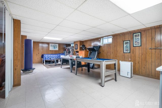 6 Russell Street, East Brunswick, NJ 08816