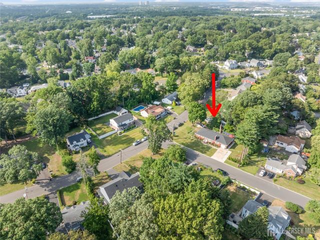 6 Russell Street, East Brunswick, NJ 08816