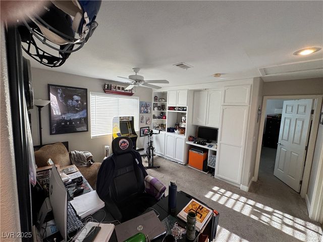 10129 Oakmoor Place, Las Vegas, NV 89144