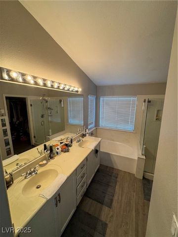 10129 Oakmoor Place, Las Vegas, NV 89144