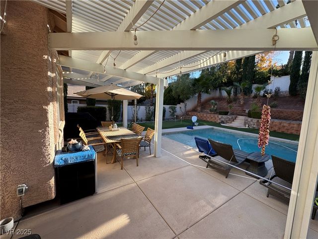 10129 Oakmoor Place, Las Vegas, NV 89144