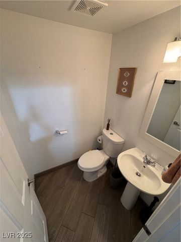 10129 Oakmoor Place, Las Vegas, NV 89144