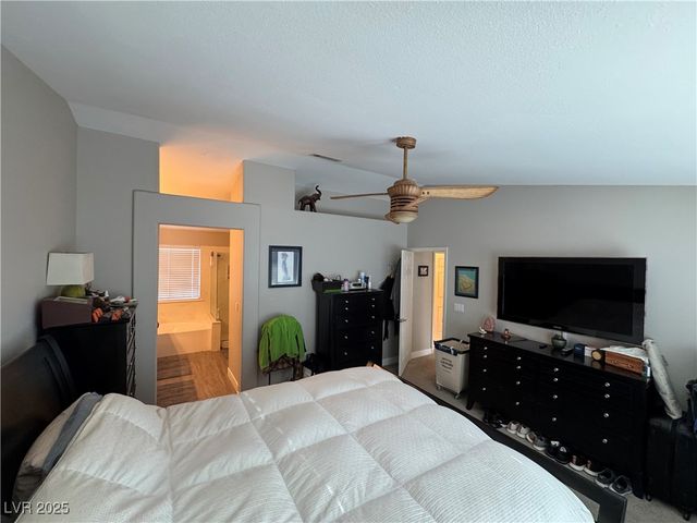 10129 Oakmoor Place, Las Vegas, NV 89144