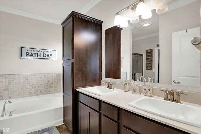 3313 S Cordell Road, New Palestine, IN 46163