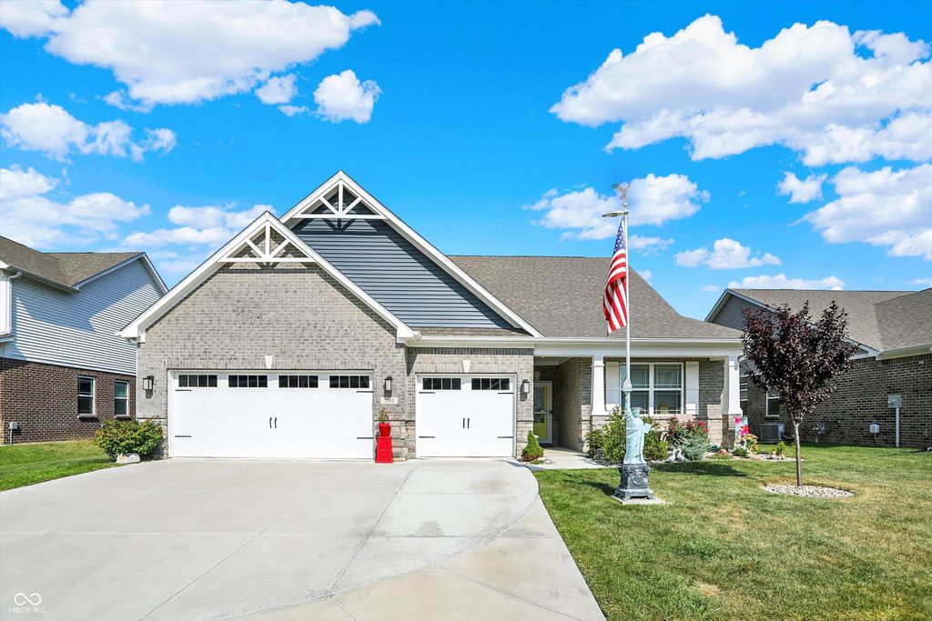 3313 S Cordell Road, New Palestine, IN 46163