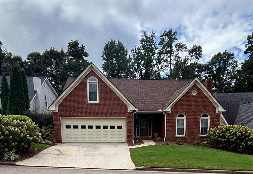 300 Shelli Lane, Roswell, GA 30075