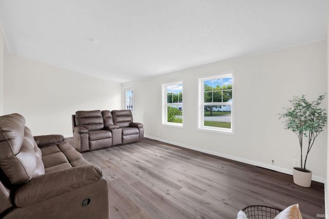425 Dale Street, Mitchell, IN 47446