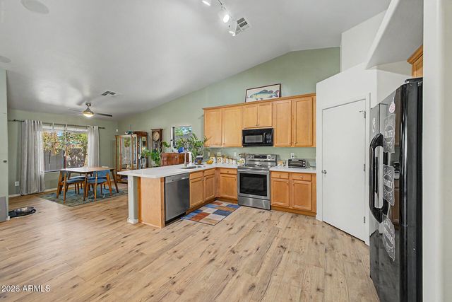 2677 S CONESTOGA Road, Apache Junction, AZ 85119