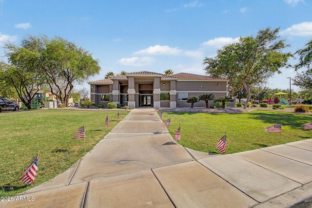 2677 S CONESTOGA Road, Apache Junction, AZ 85119