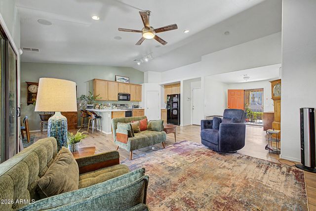 2677 S CONESTOGA Road, Apache Junction, AZ 85119