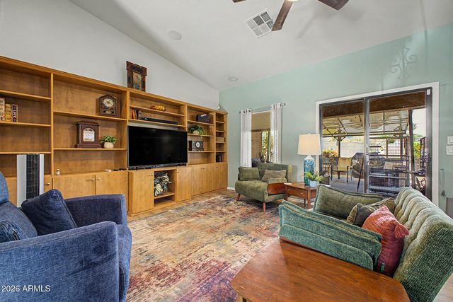 2677 S CONESTOGA Road, Apache Junction, AZ 85119