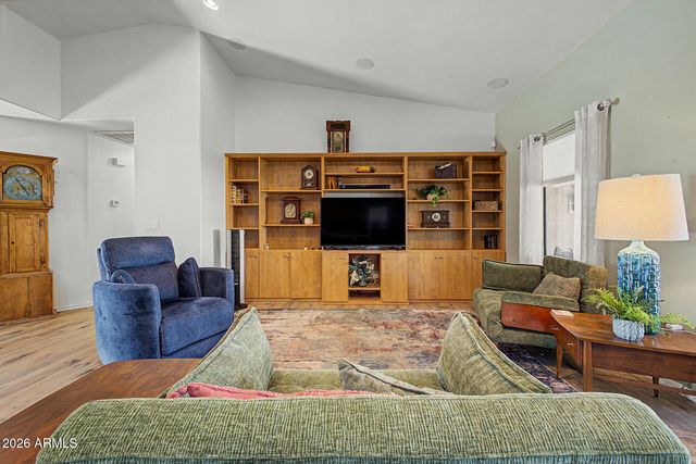 2677 S CONESTOGA Road, Apache Junction, AZ 85119