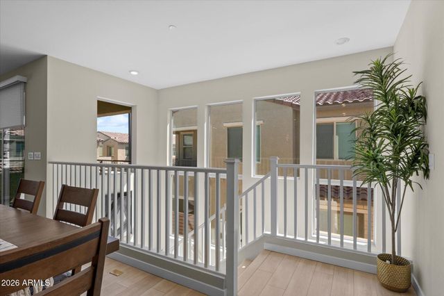 733 E LARK Street 202, Gilbert, AZ 85297