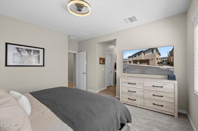 733 E LARK Street 202, Gilbert, AZ 85297