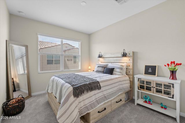 733 E LARK Street 202, Gilbert, AZ 85297