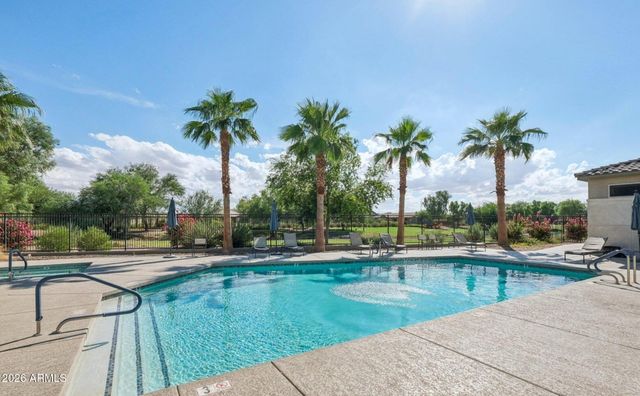733 E LARK Street 202, Gilbert, AZ 85297