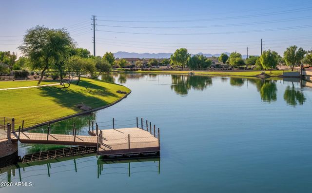 733 E LARK Street 202, Gilbert, AZ 85297