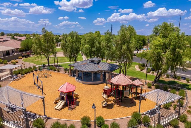733 E LARK Street 202, Gilbert, AZ 85297