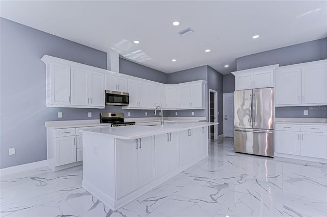 5302 76 AVENUE N, Pinellas Park, FL 33781