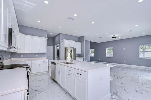 5302 76 AVENUE N, Pinellas Park, FL 33781