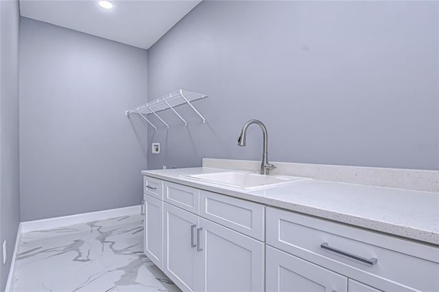 5302 76 AVENUE N, Pinellas Park, FL 33781