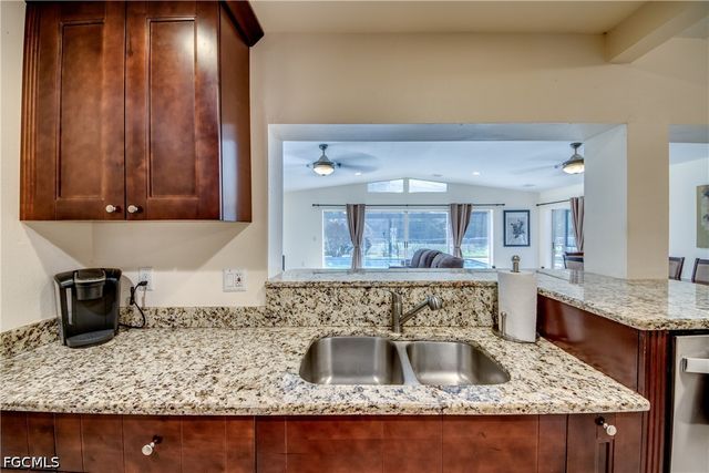 8524 Dartmouth ST, Fort Myers, FL 33907